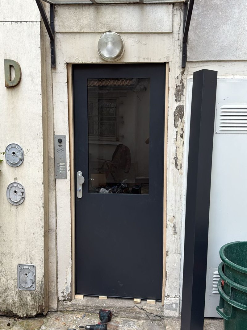 WhatsApp Image 2025-10-15 at 15.26.30 (1)